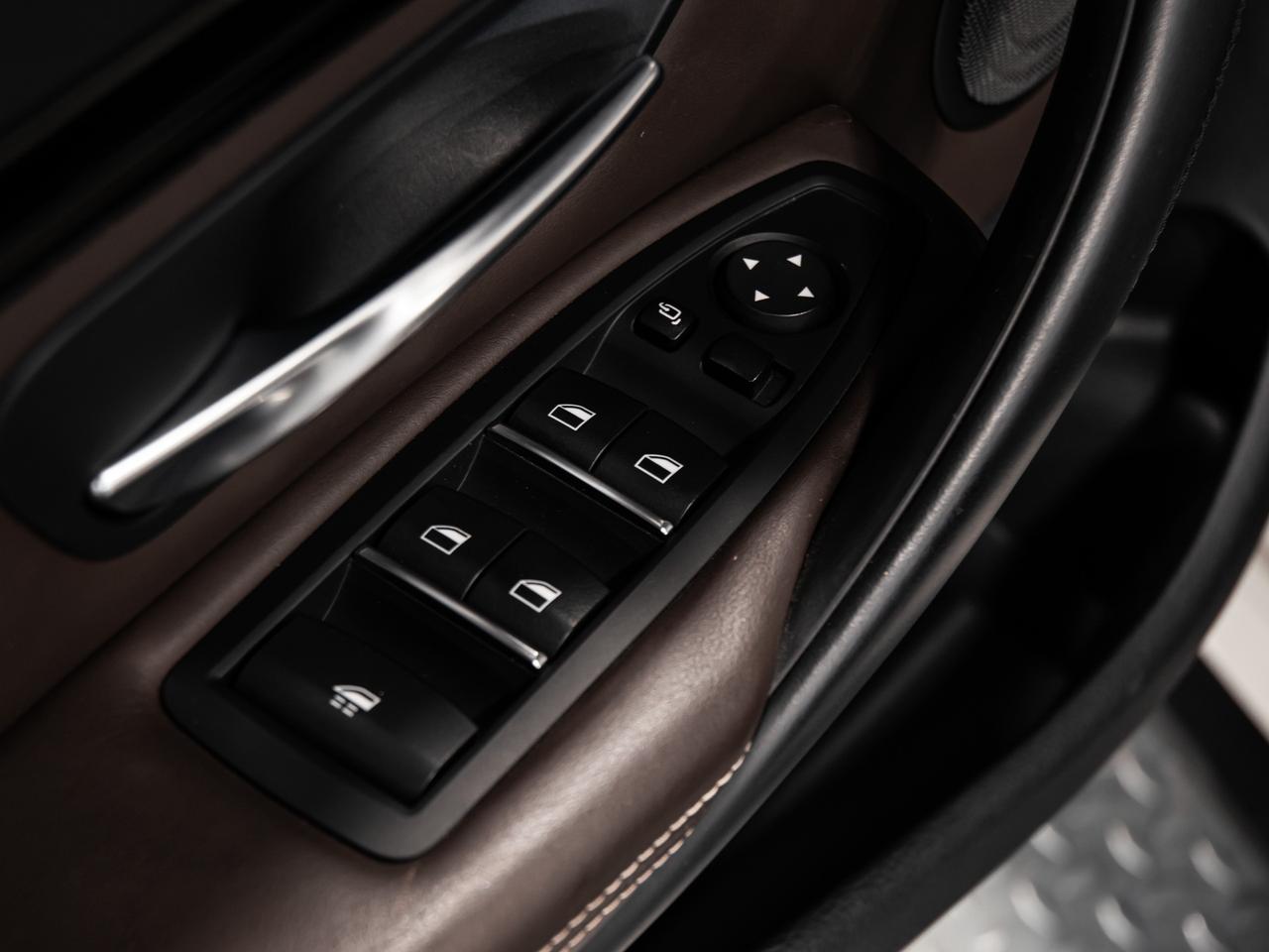 2018 BMW M4 CONVERTIBLE HARD TOP ULTIMATE PKG HEADS UP 425 HP Photo