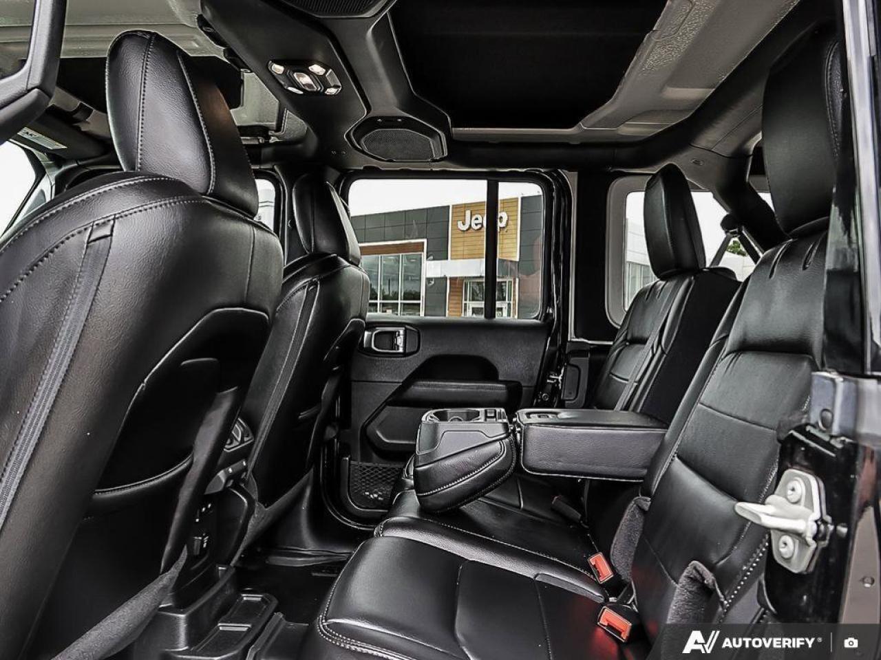 2023 Jeep Wrangler Sahara AltitudeSAHARA ALTITUDE, 4X4, 2.0T, NAV, HT Photo