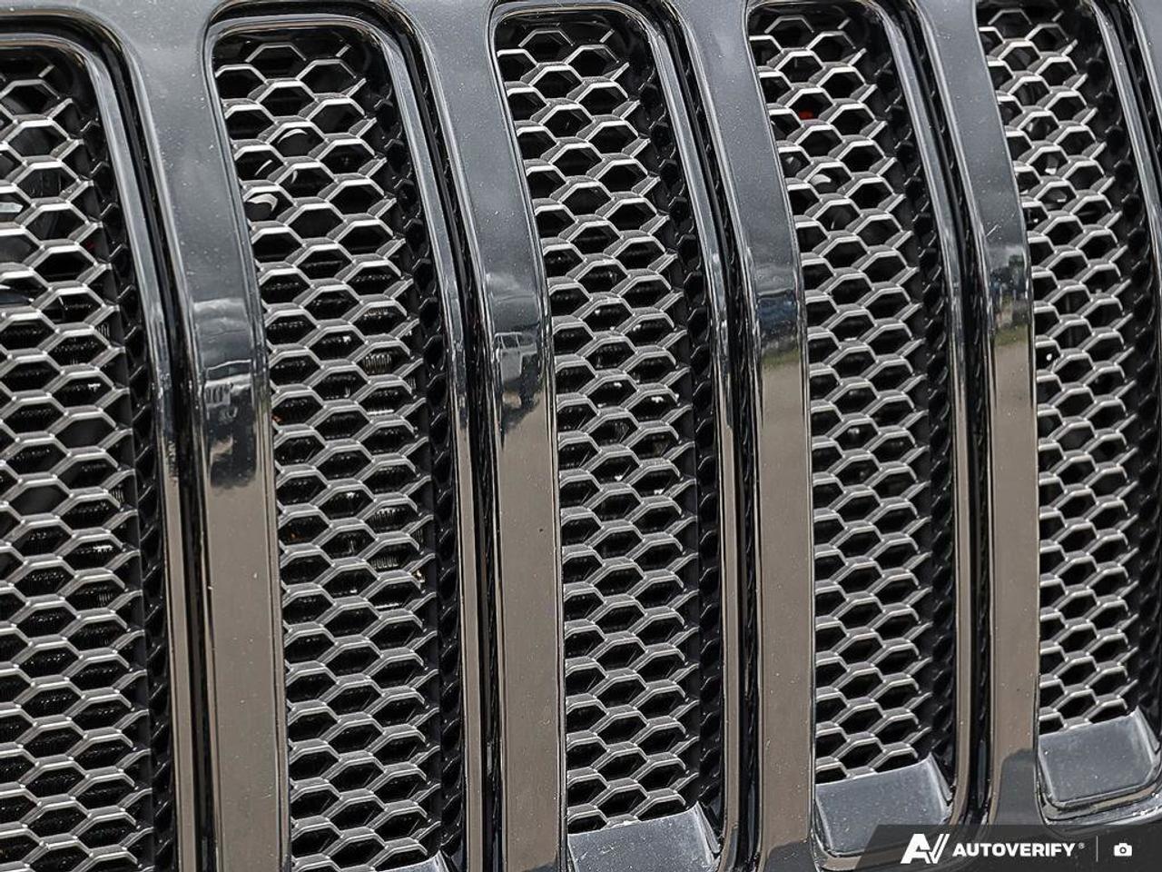 2023 Jeep Wrangler Sahara AltitudeSAHARA ALTITUDE, 4X4, 2.0T, NAV, HT Photo