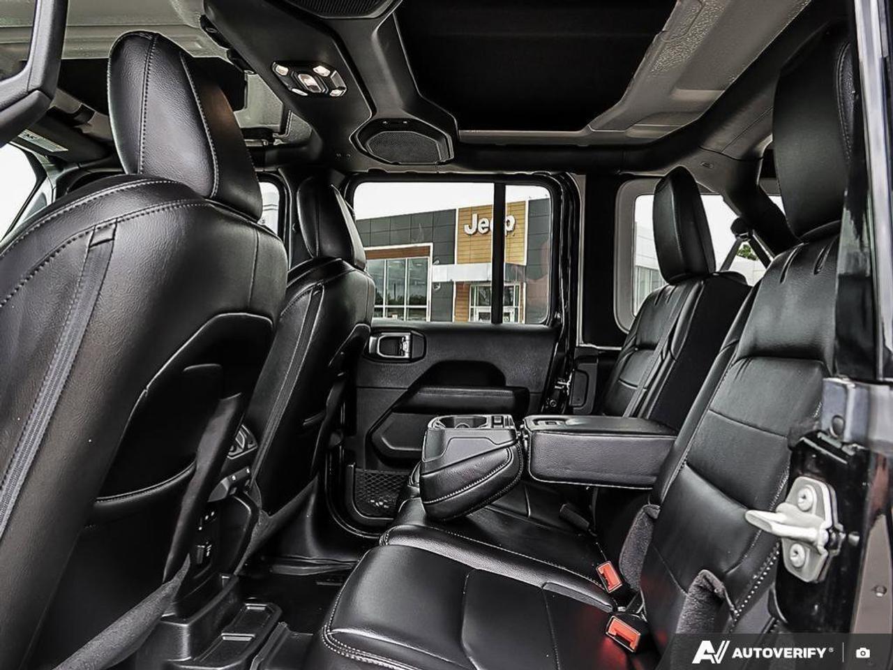 2023 Jeep Wrangler Sahara AltitudeSAHARA ALTITUDE, 4X4, 2.0T, NAV, HT Photo