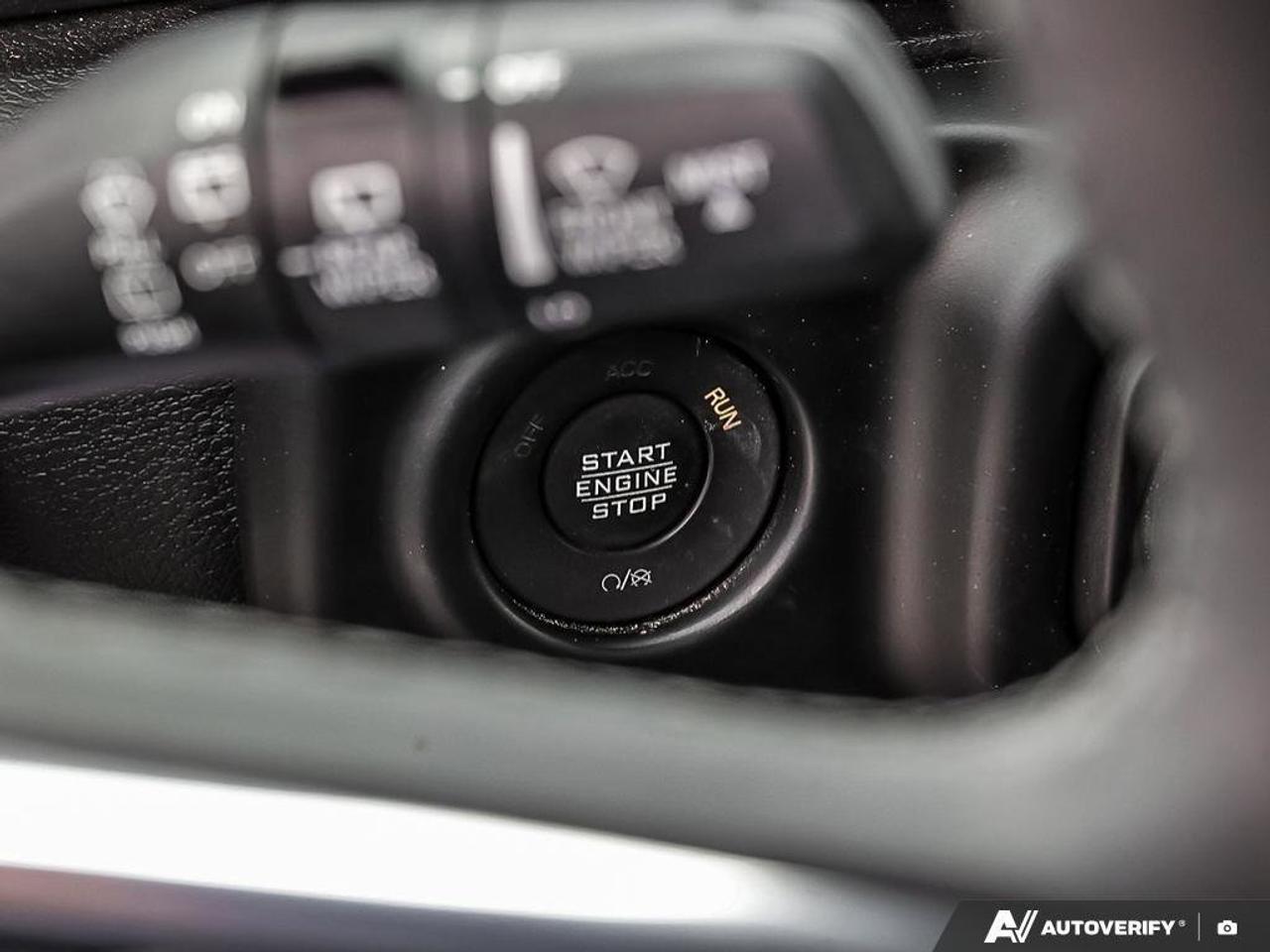 2023 Jeep Wrangler Sahara AltitudeSAHARA ALTITUDE, 4X4, 2.0T, NAV, HT Photo