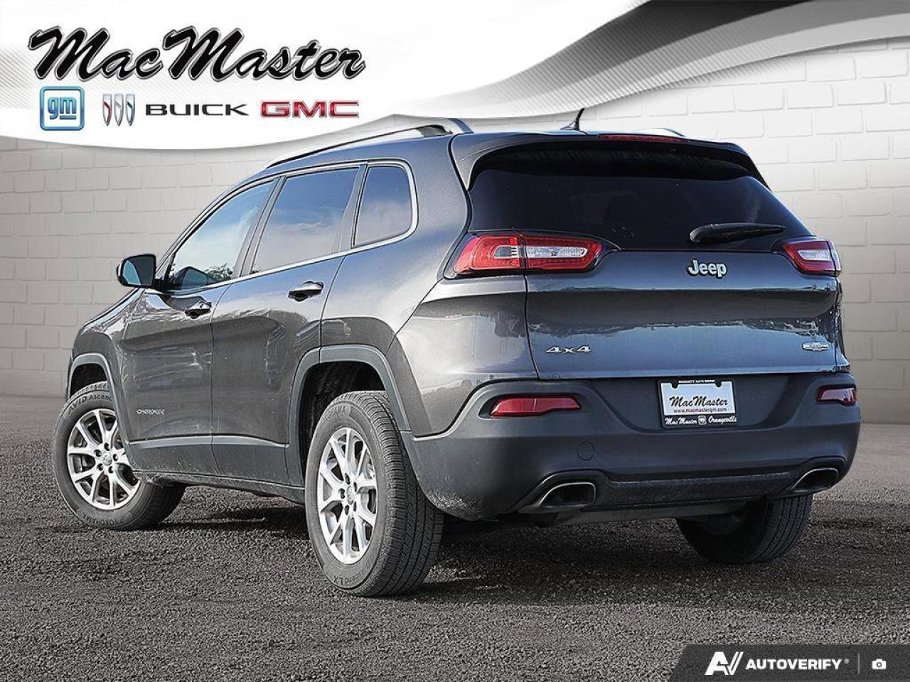 2015 Jeep Cherokee LatitudeNORTH, 4X4, V6, HEATED CLOTH, AS-TRADED! Photo2