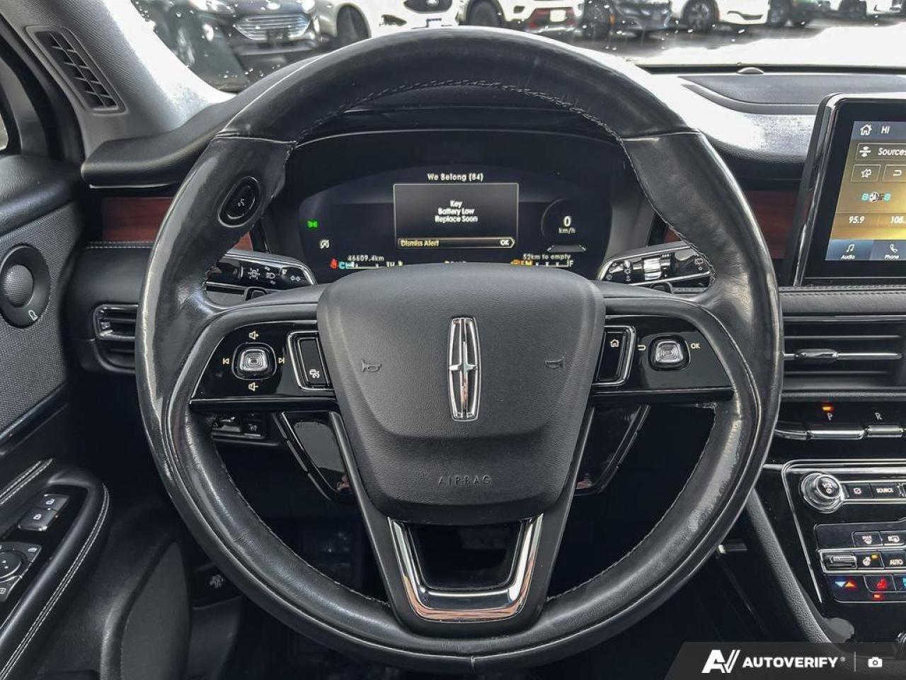 2021 Lincoln Corsair Reserve   LOW KMS   MOONROOF   LEATHER LOW KMS   M Photo