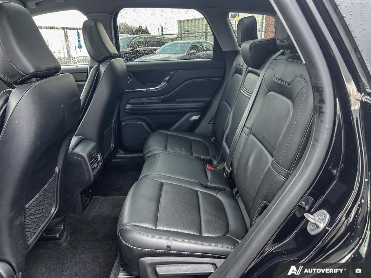 2021 Lincoln Corsair Reserve   LOW KMS   MOONROOF   LEATHER LOW KMS   M Photo