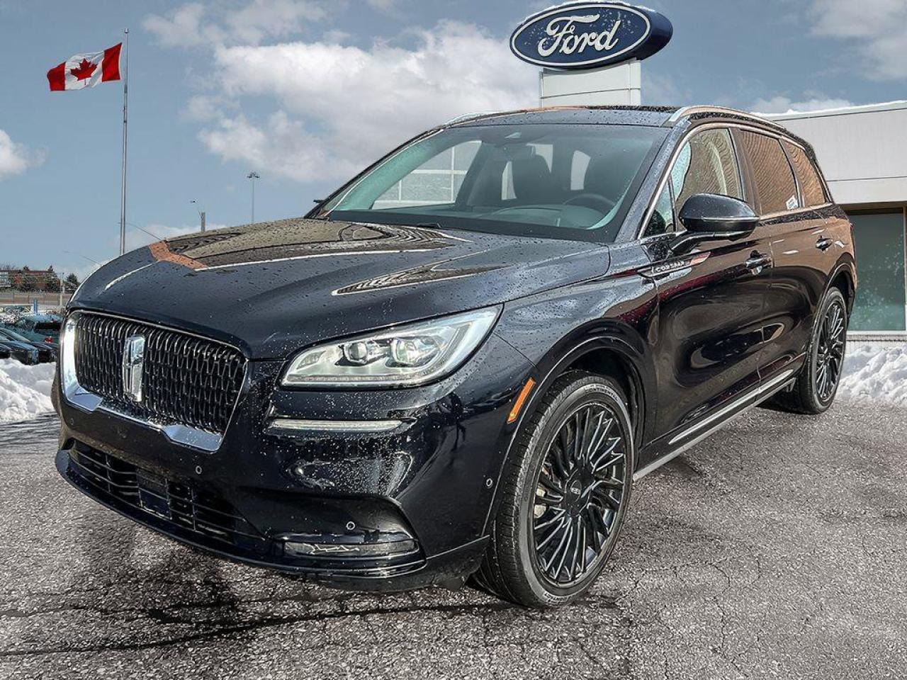 2021 Lincoln Corsair Reserve   LOW KMS   MOONROOF   LEATHER LOW KMS   M Photo