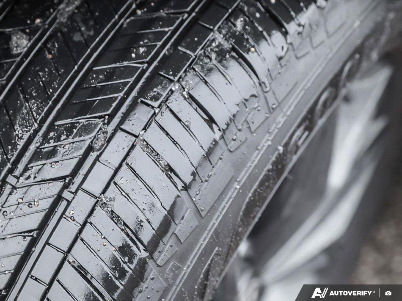 2022 Volkswagen Tiguan ComfortlineACCIDENT-FREE, HEATED SEATS, BACKUP CAM Photo