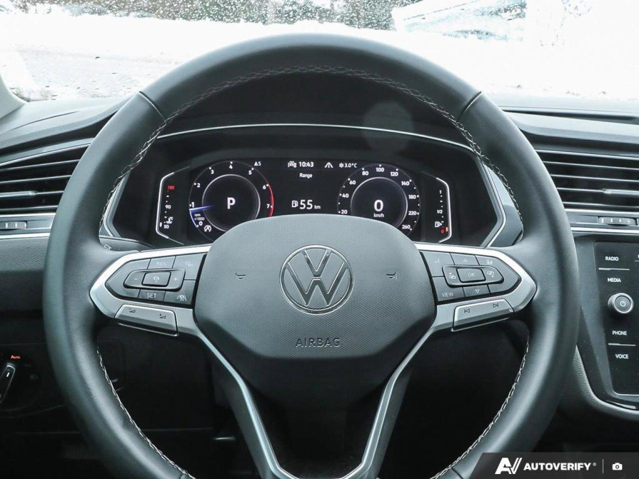 2022 Volkswagen Tiguan ComfortlineACCIDENT-FREE, HEATED SEATS, BACKUP CAM Photo