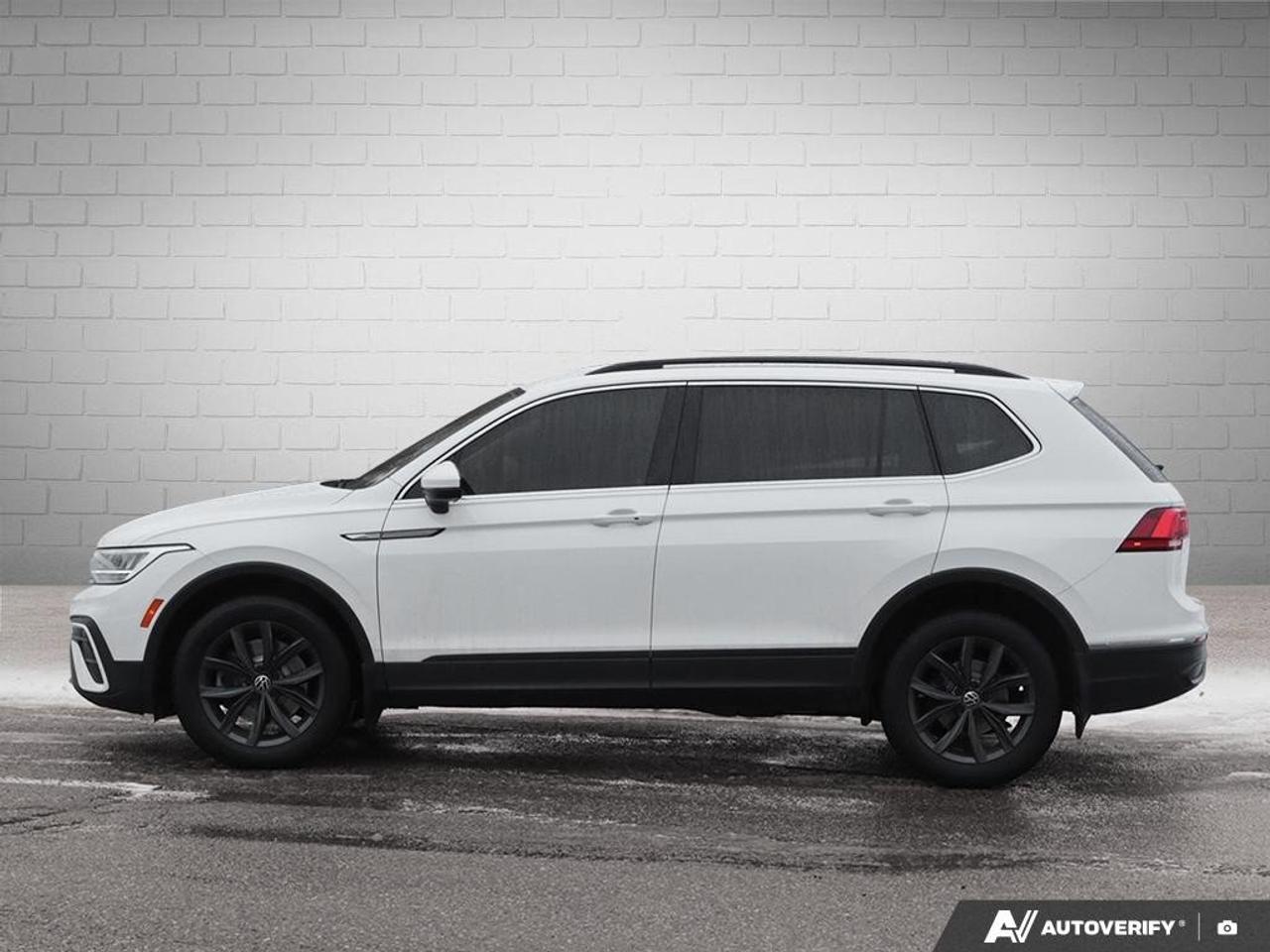 2022 Volkswagen Tiguan ComfortlineACCIDENT-FREE, HEATED SEATS, BACKUP CAM Photo2