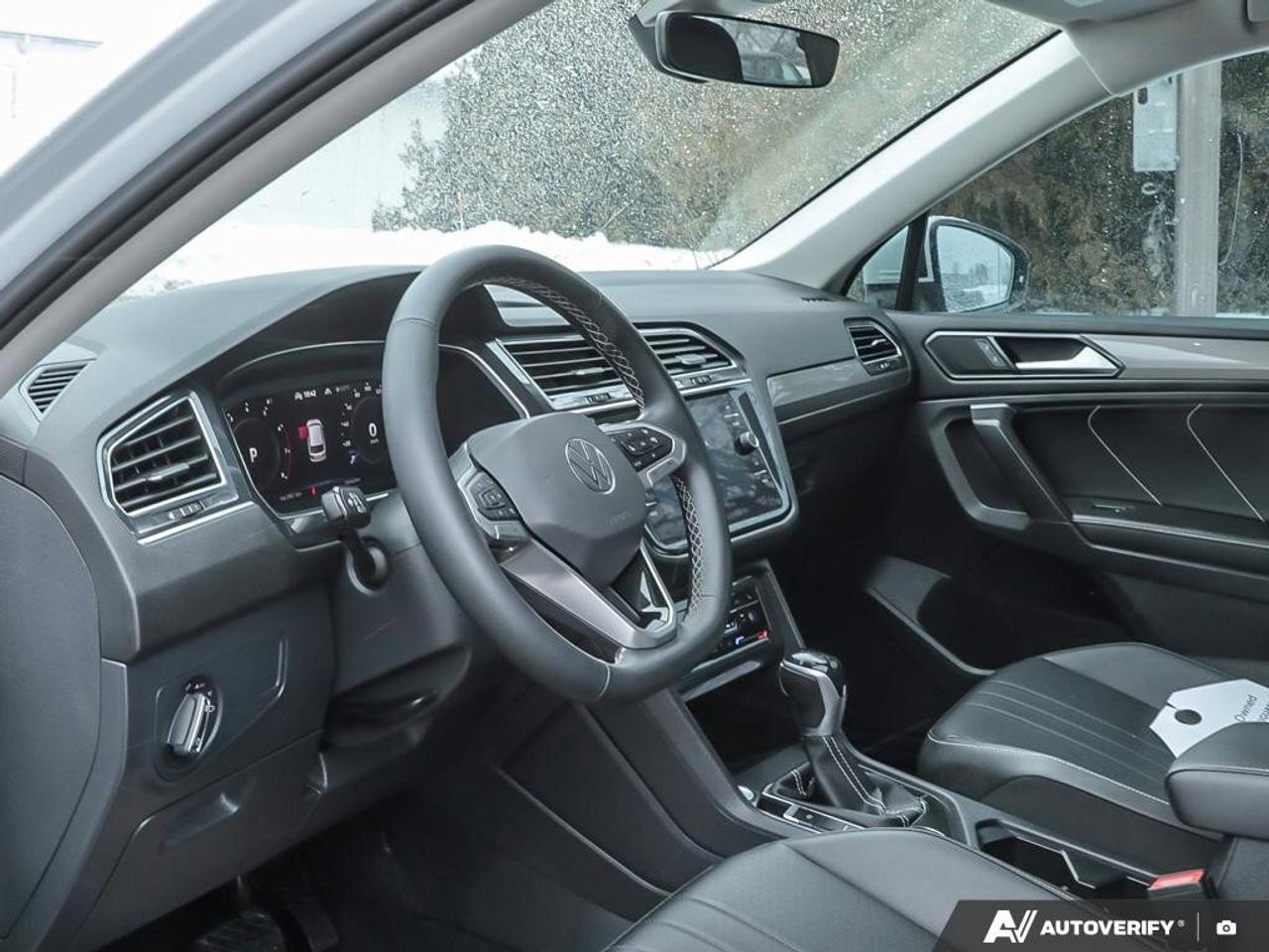 2022 Volkswagen Tiguan ComfortlineACCIDENT-FREE, HEATED SEATS, BACKUP CAM Photo