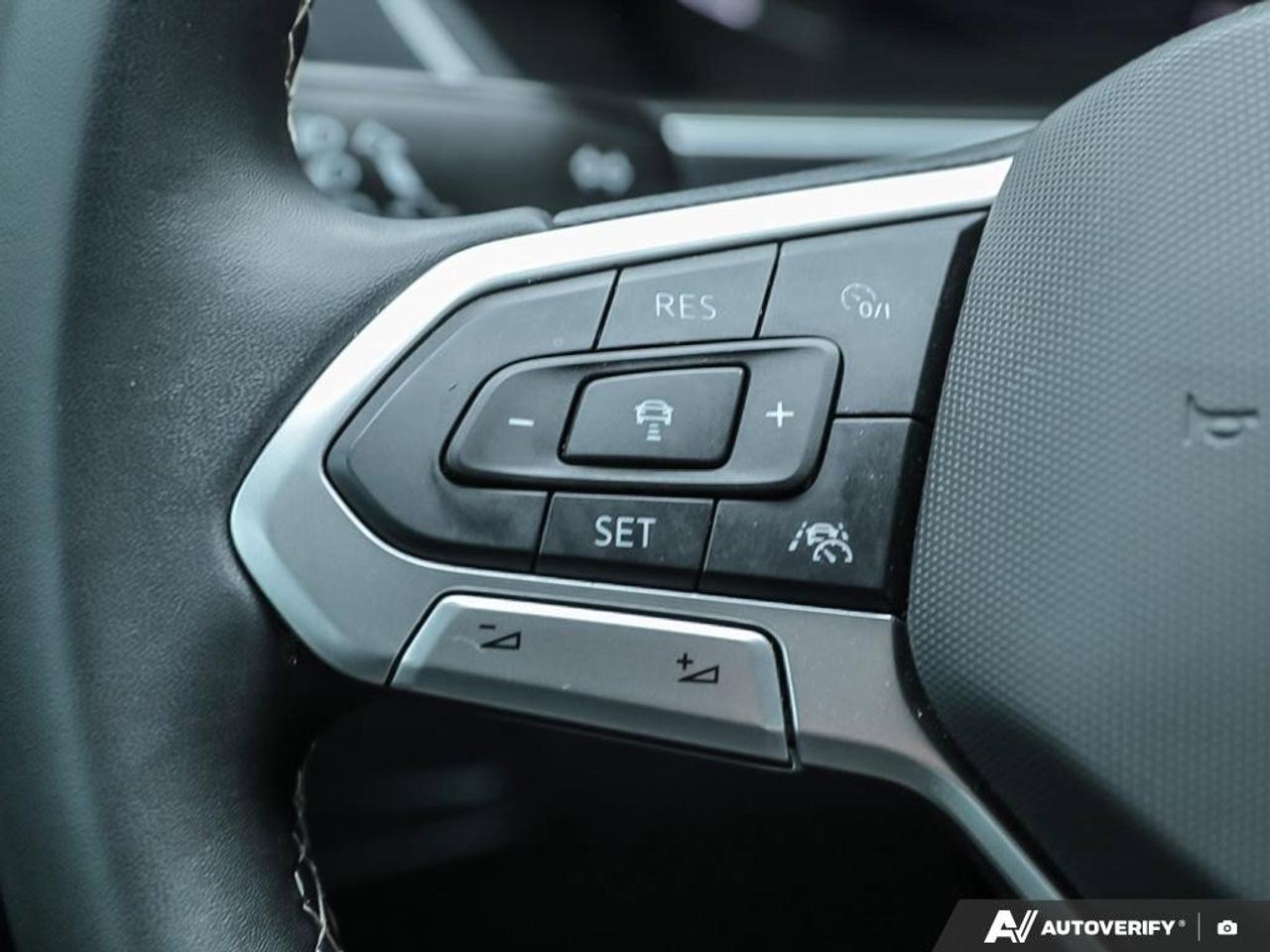 2022 Volkswagen Tiguan ComfortlineACCIDENT-FREE, HEATED SEATS, BACKUP CAM Photo