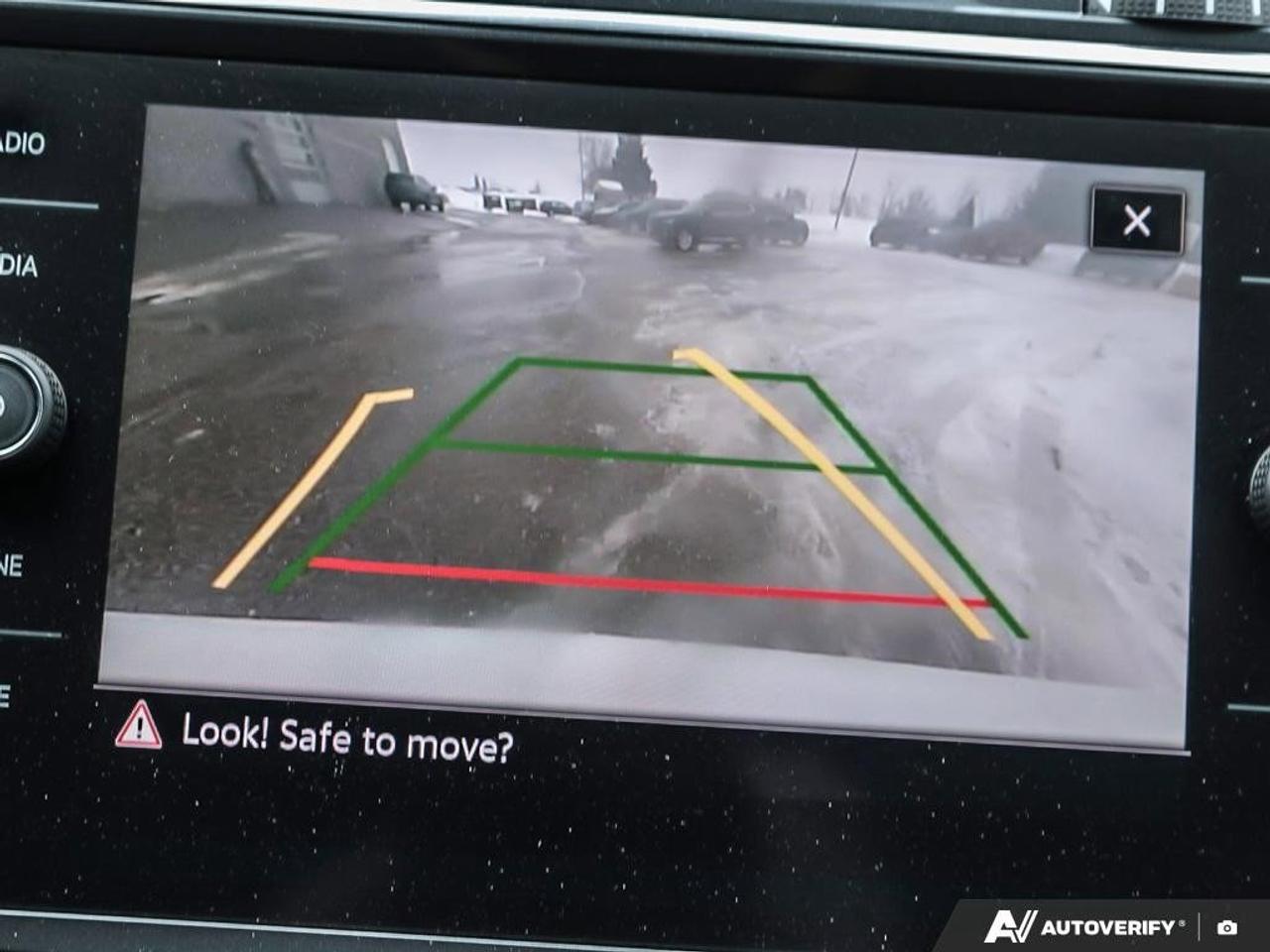 2022 Volkswagen Tiguan ComfortlineACCIDENT-FREE, HEATED SEATS, BACKUP CAM Photo