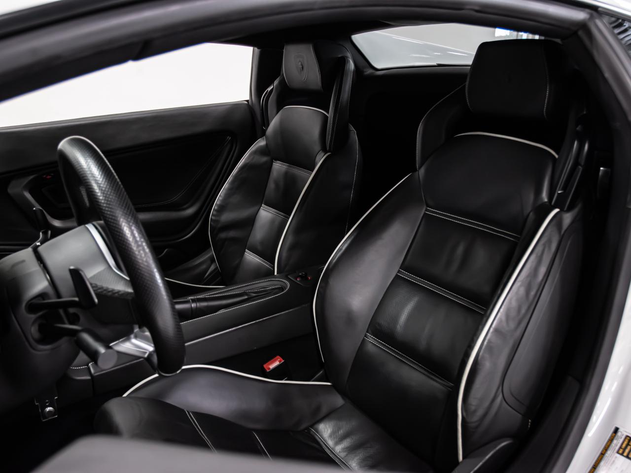 2009 Lamborghini Gallardo AWD REAR VIEW CAMERA SHOWROOM CONDITION Photo