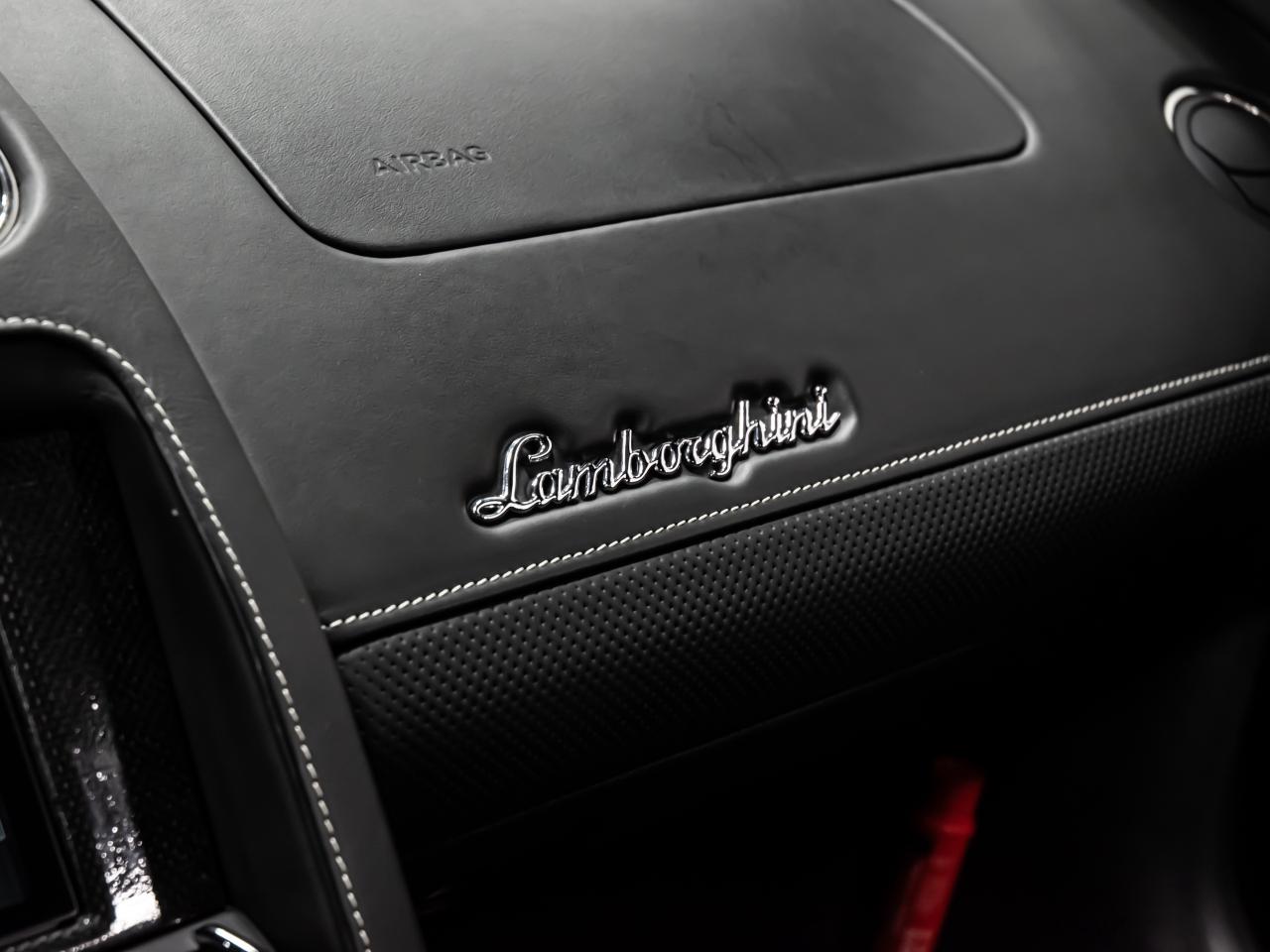 2009 Lamborghini Gallardo AWD REAR VIEW CAMERA SHOWROOM CONDITION Photo