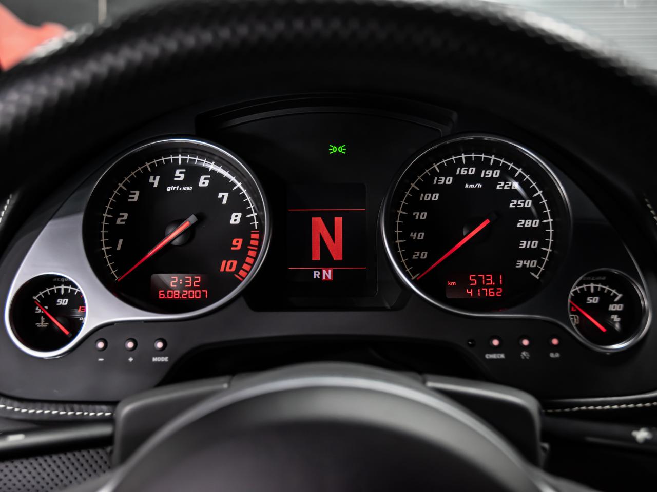 2009 Lamborghini Gallardo AWD REAR VIEW CAMERA SHOWROOM CONDITION Photo