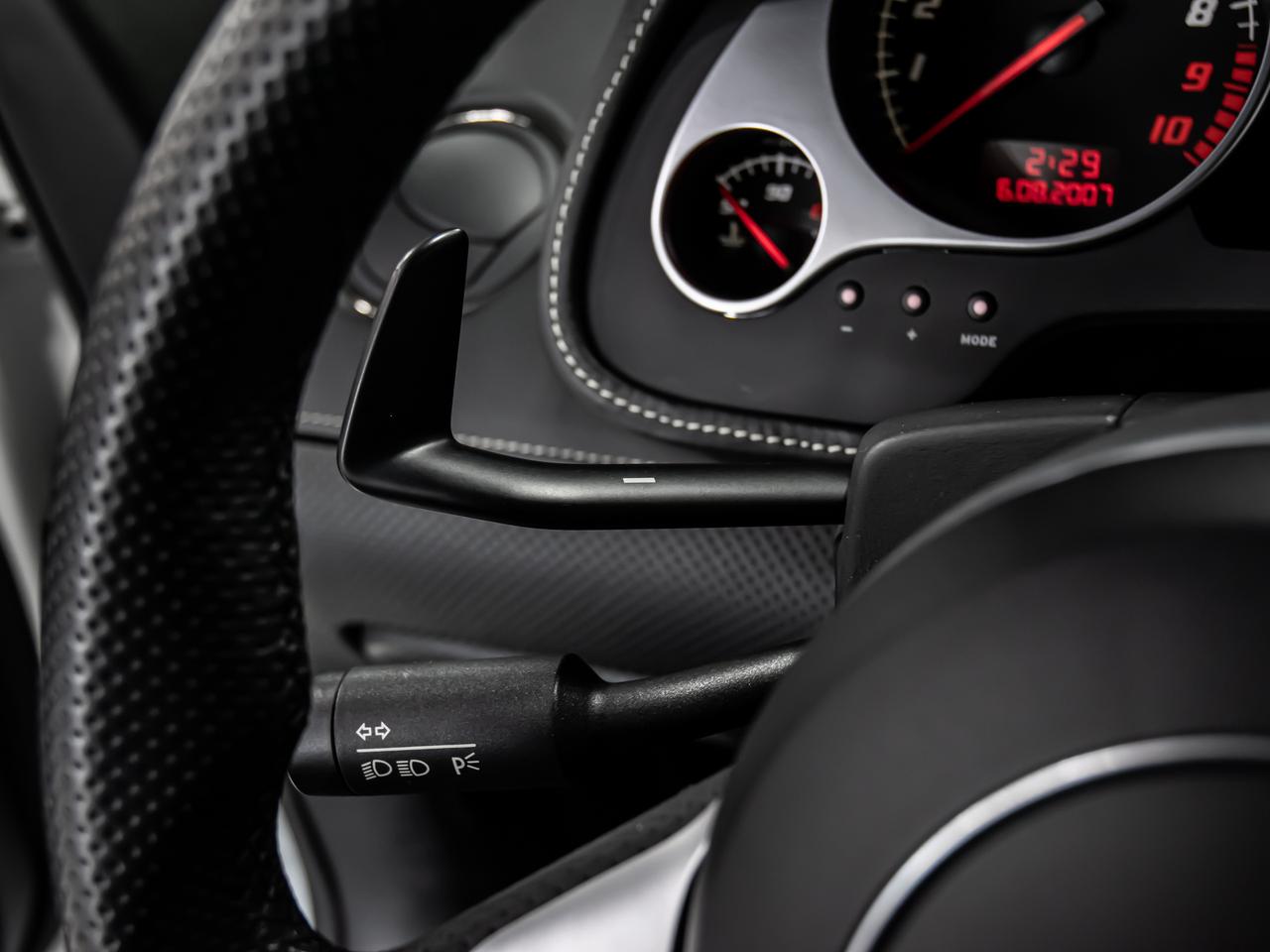 2009 Lamborghini Gallardo AWD REAR VIEW CAMERA SHOWROOM CONDITION Photo