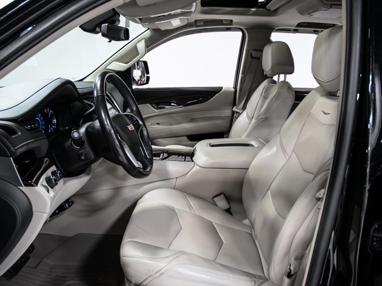 2020 Cadillac Escalade 4WD PREMIUM LUXURY HEADS UP BLIND SPOTS NAVI Photo