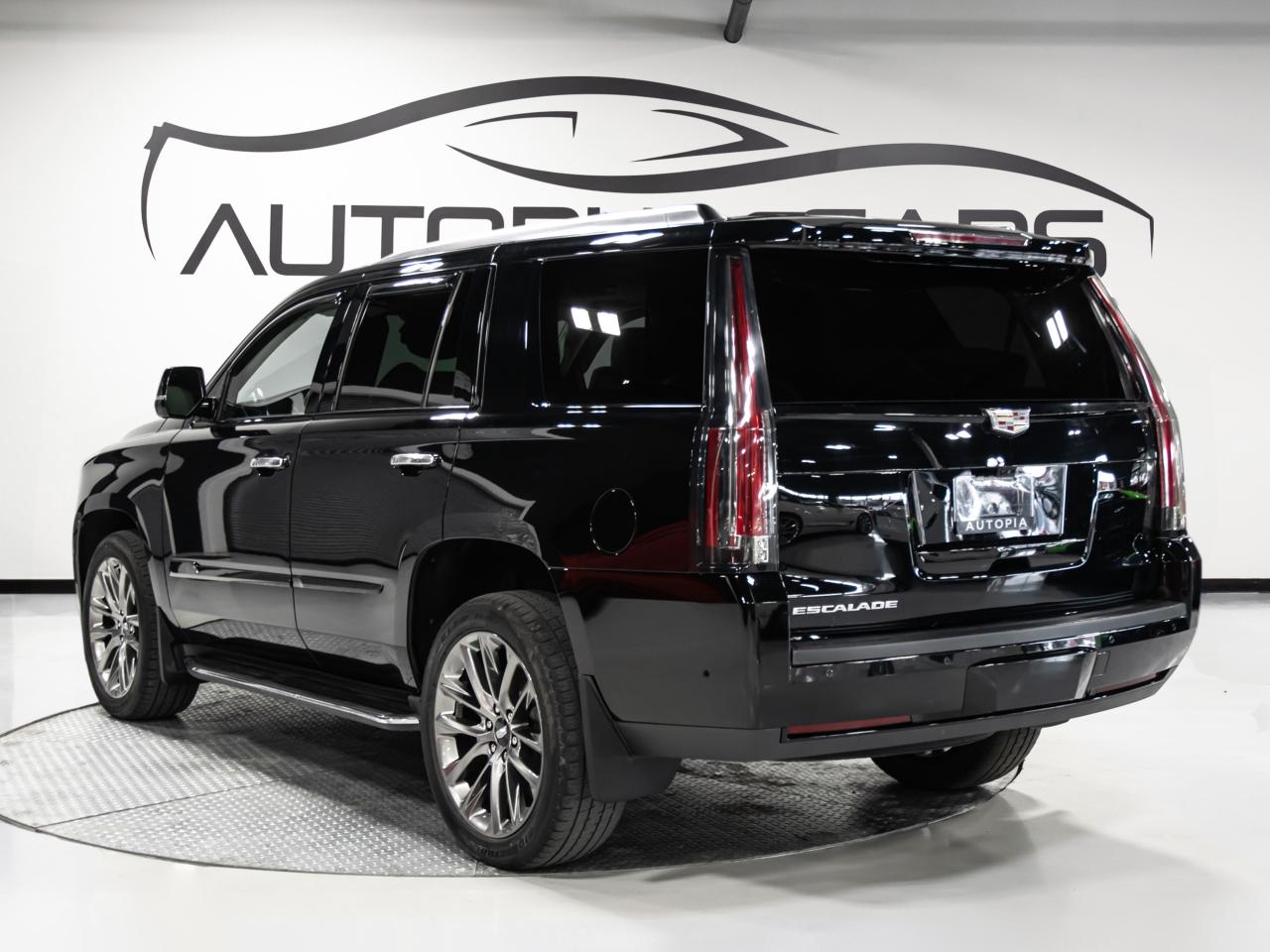 2020 Cadillac Escalade 4WD PREMIUM LUXURY HEADS UP BLIND SPOTS NAVI Photo