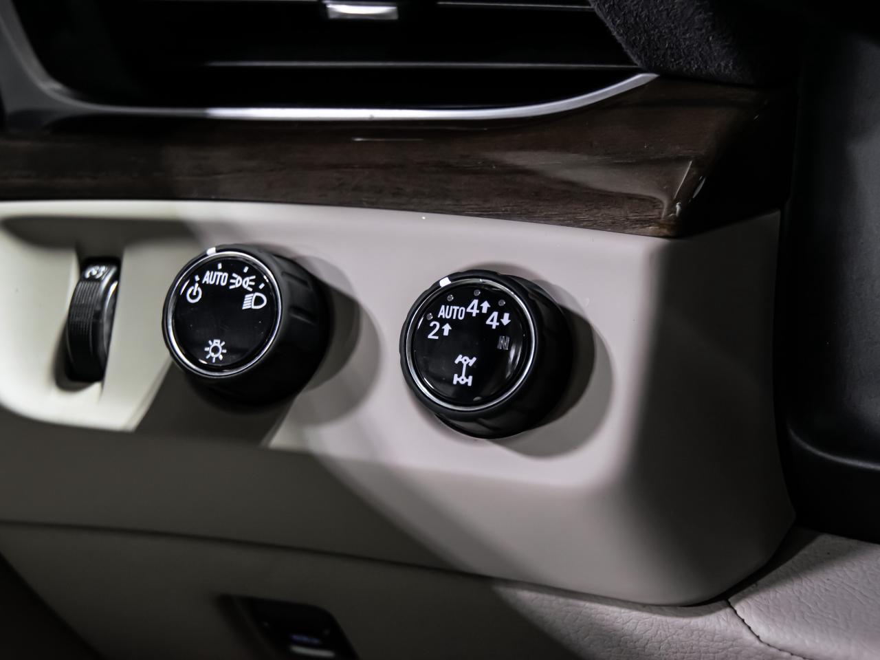 2020 Cadillac Escalade 4WD PREMIUM LUXURY HEADS UP BLIND SPOTS NAVI Photo