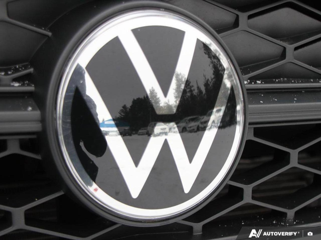 2022 Volkswagen Taos ComfortlineONE-OWNER, ACCIDENT-FREE, AWD, SUNROOF, Photo