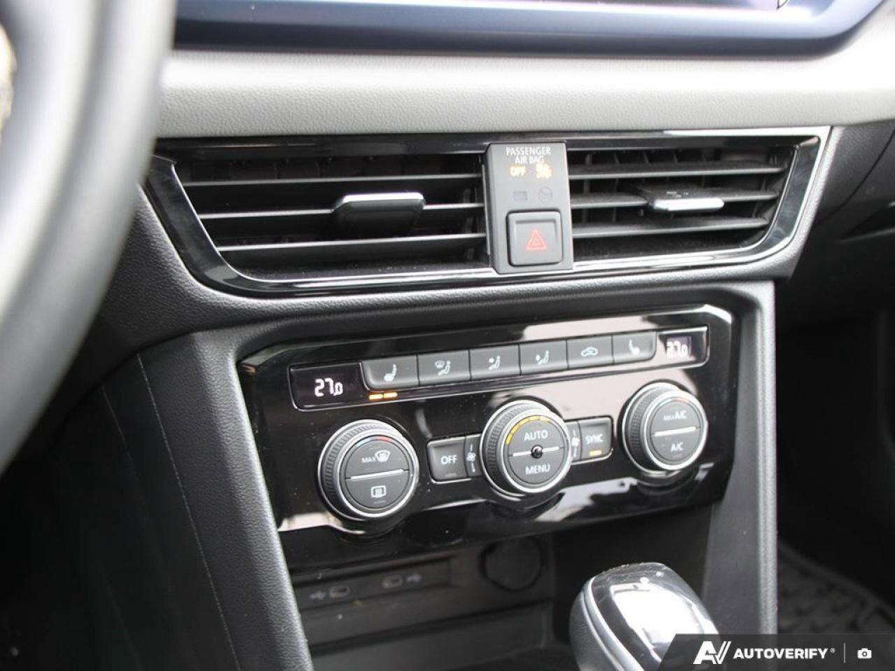 2022 Volkswagen Taos ComfortlineONE-OWNER, ACCIDENT-FREE, AWD, SUNROOF, Photo