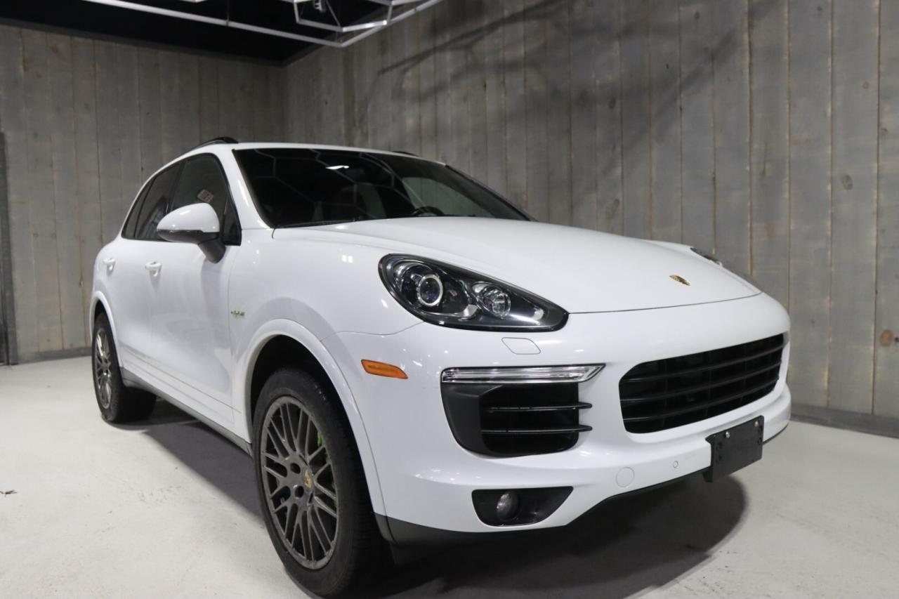 Used 2017 Porsche Cayenne S e-Hybrid Platinum Edition for sale in Concord, ON