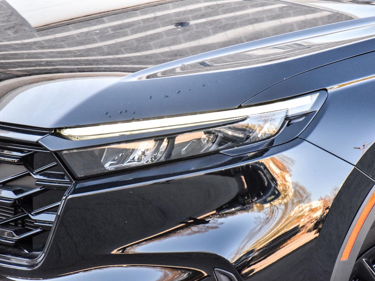 2026 Honda CR-V Hybrid SPORT Photo2