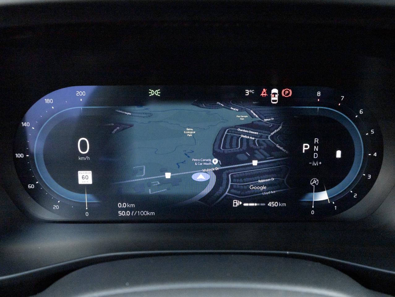 2025 Volvo XC40 B5 AWD Plus Dark Theme  20" ALLOY WHEEL  VOLVO CPO Photo