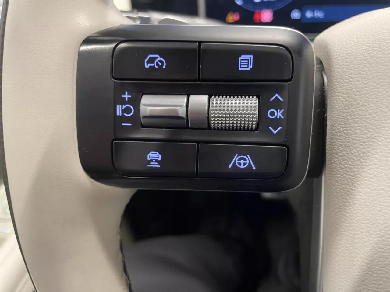 2024 Hyundai Santa Fe ULTIMATE CALLIGRAPHY / HUD / HTD,COOL SEATS / POWE Photo