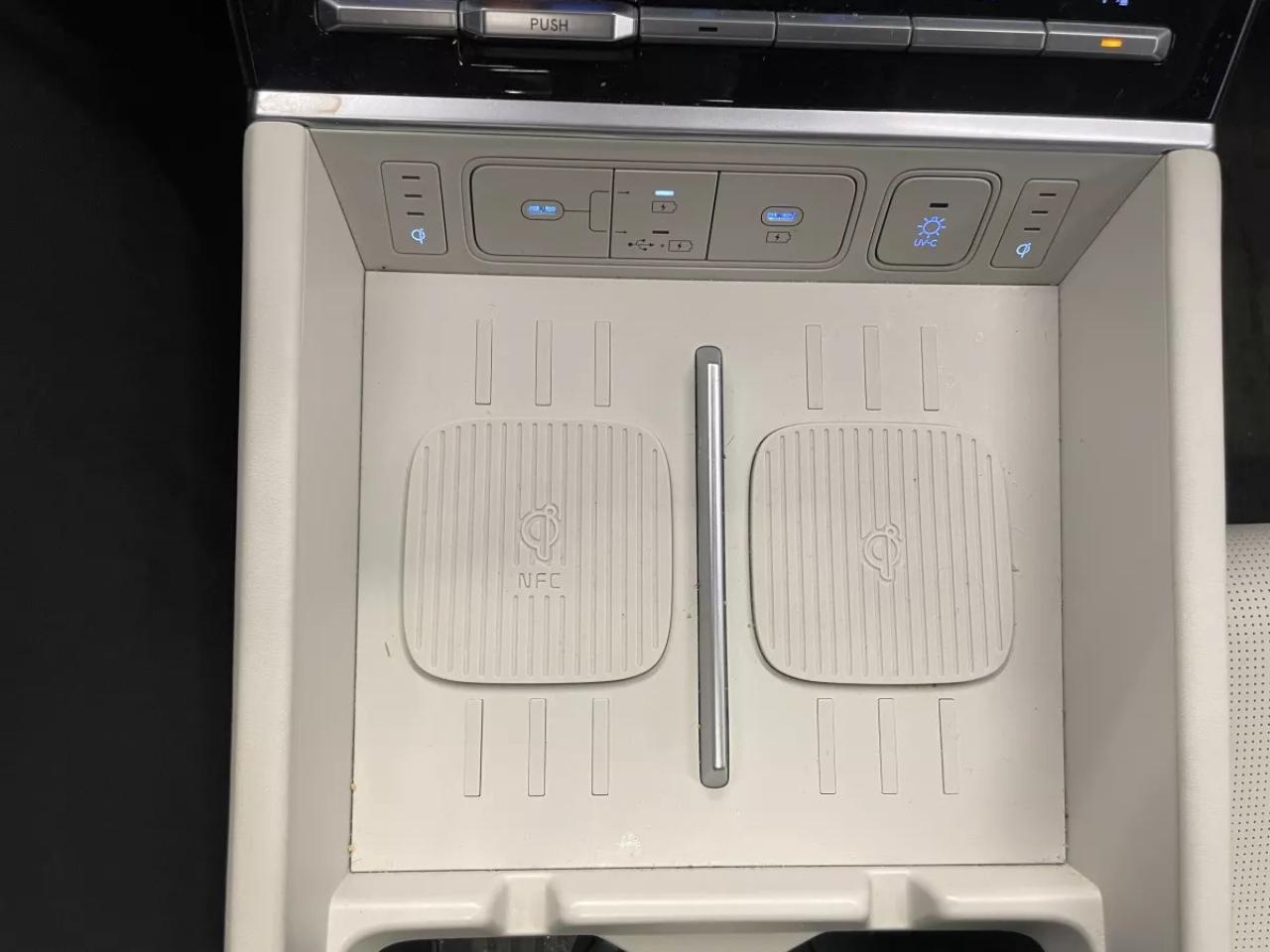 2024 Hyundai Santa Fe ULTIMATE CALLIGRAPHY / HUD / HTD,COOL SEATS / POWE Photo