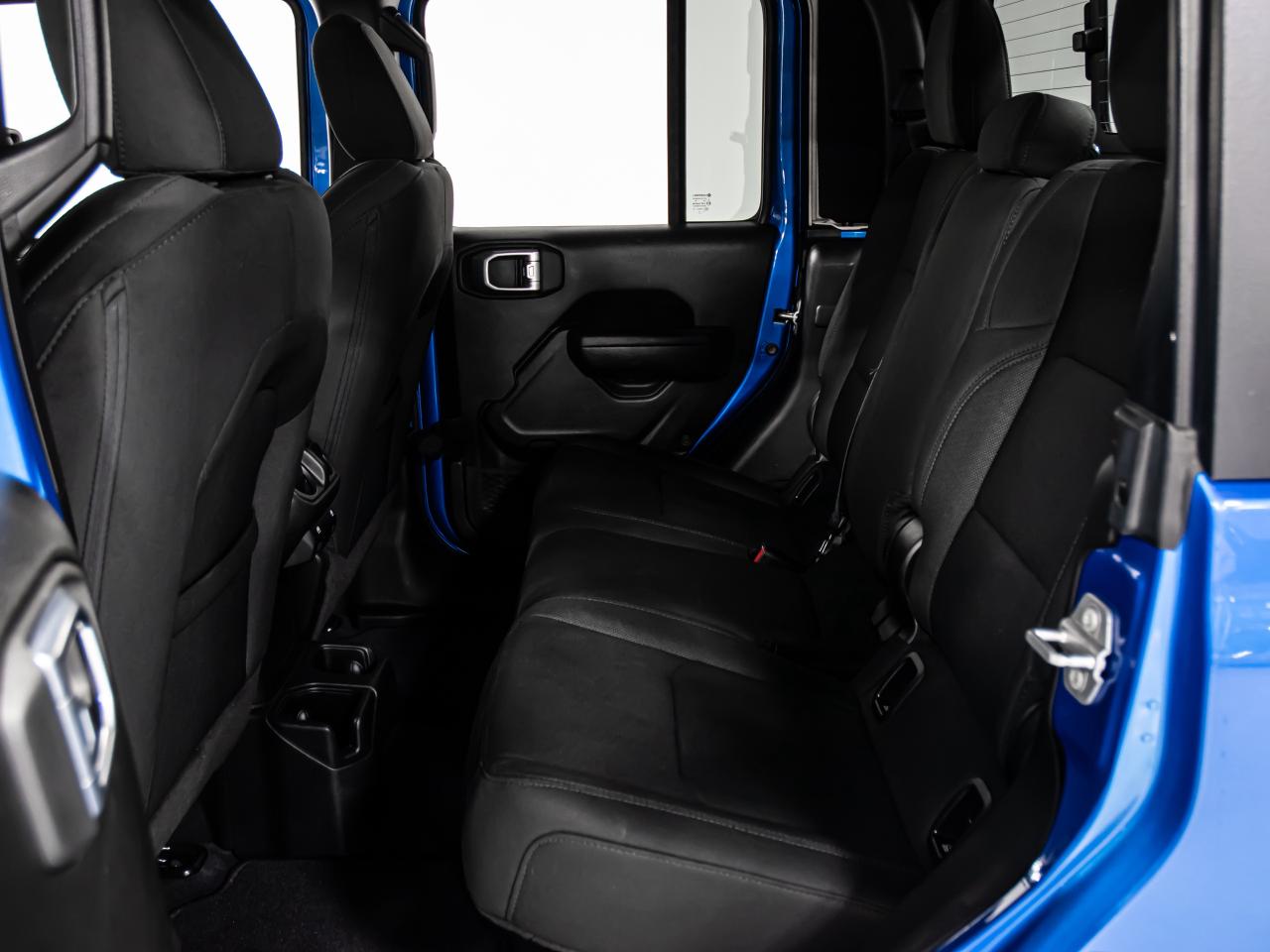 2022 Jeep Gladiator ALTITUDE CREW CAB MEDIUM BED Photo