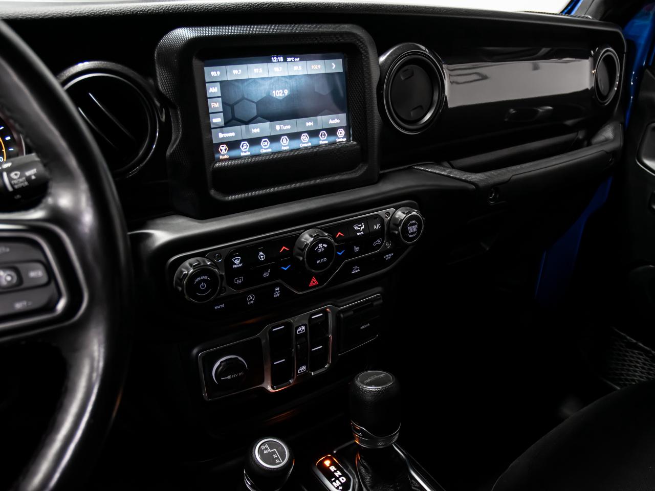 2022 Jeep Gladiator ALTITUDE CREW CAB MEDIUM BED Photo