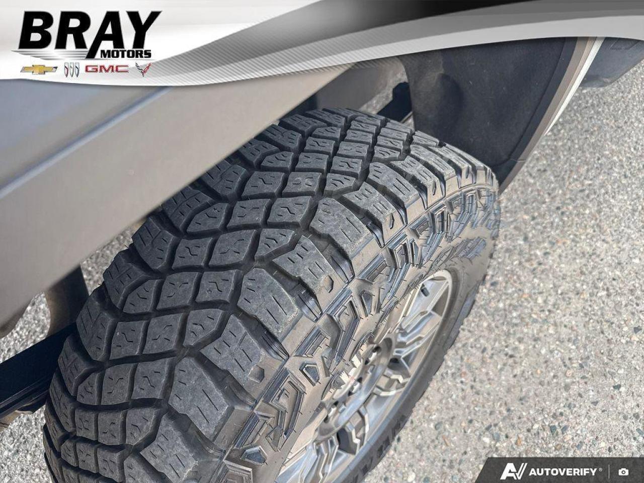 2024 GMC Sierra 1500 AT4   REFINEMENT AND RUGGEDNESS   RUNNING BOARDS Photo