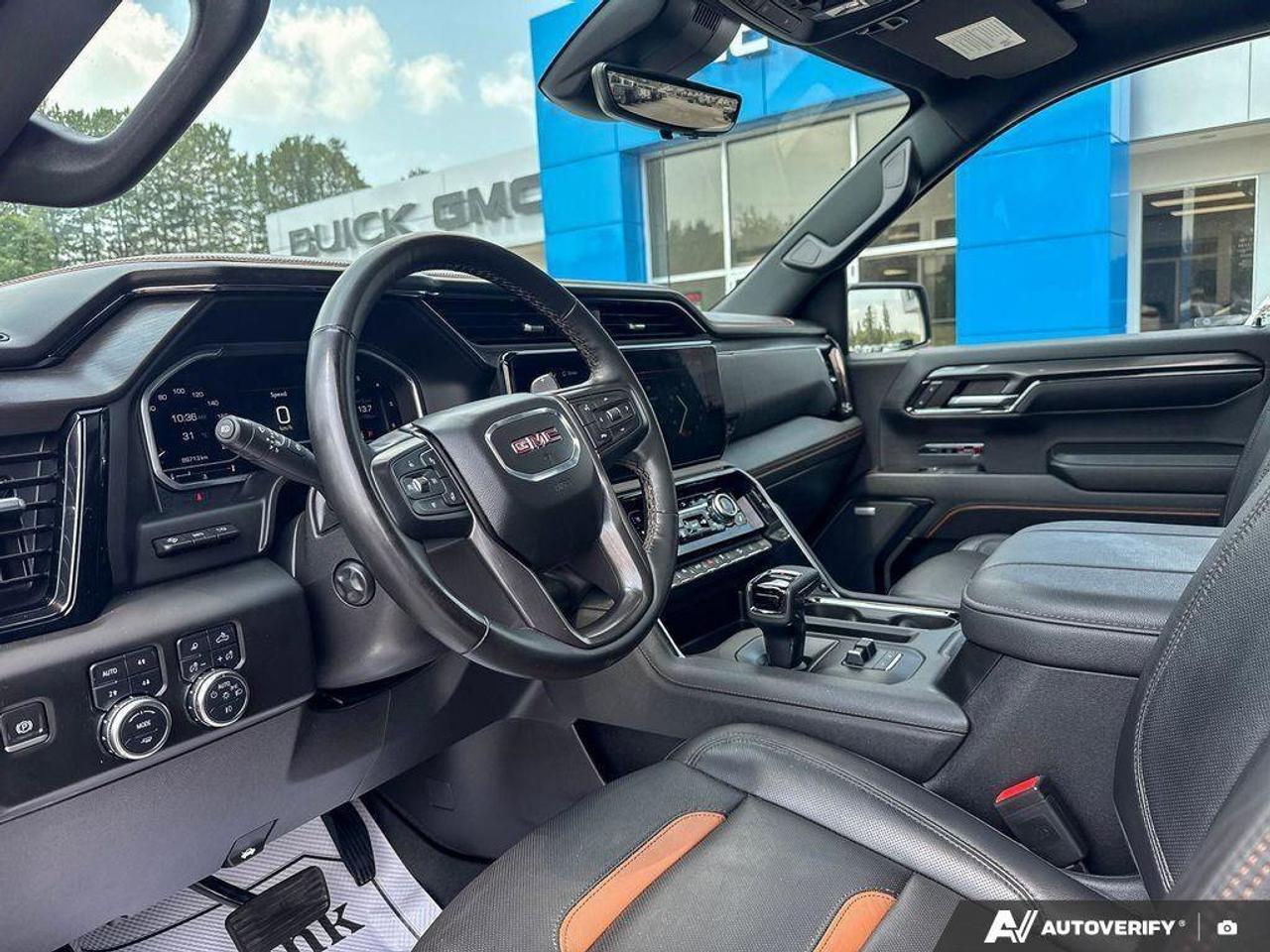 2024 GMC Sierra 1500 AT4   OFF ROAD SUSPENSION PKG, RUNNING BOARDS, TON Photo