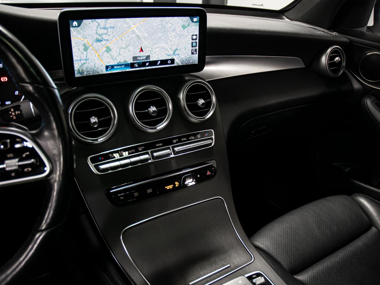 2021 Mercedes-Benz GLC GLC 300 4MATIC AMG PKG BLIND SPOTS NAVI REAR CAM Photo