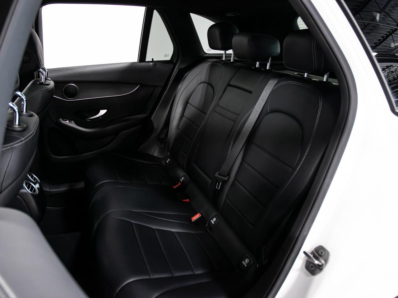 2021 Mercedes-Benz GLC GLC 300 4MATIC AMG PKG BLIND SPOTS NAVI REAR CAM Photo