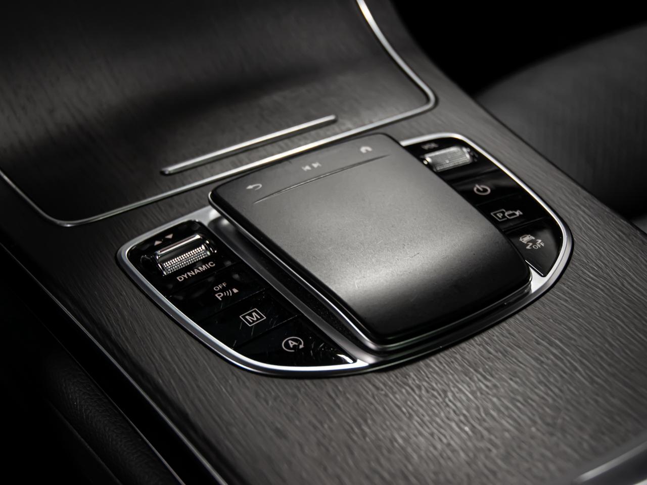 2021 Mercedes-Benz GLC GLC 300 4MATIC AMG PKG BLIND SPOTS NAVI REAR CAM Photo