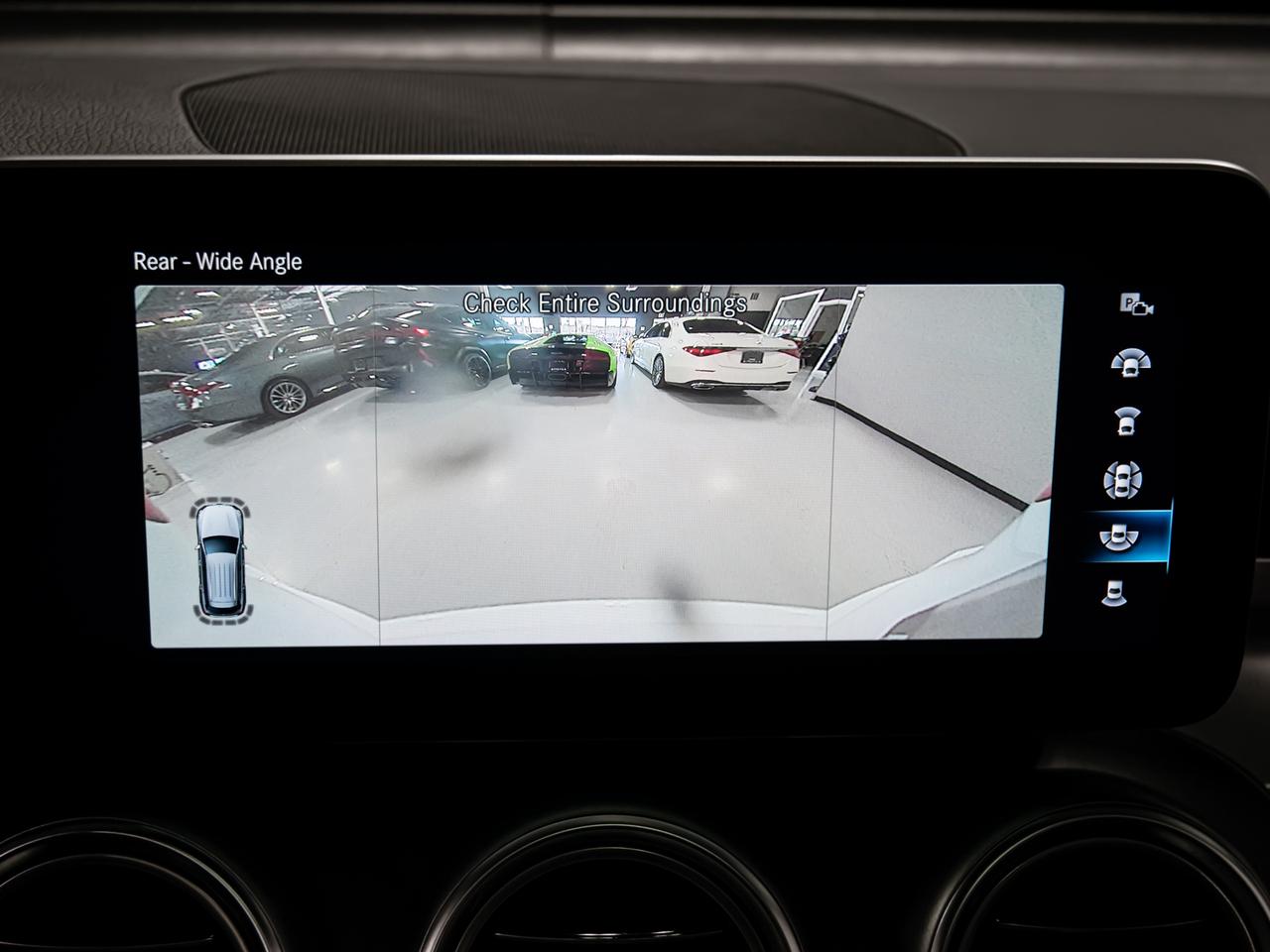 2021 Mercedes-Benz GLC GLC 300 4MATIC AMG PKG BLIND SPOTS NAVI REAR CAM Photo