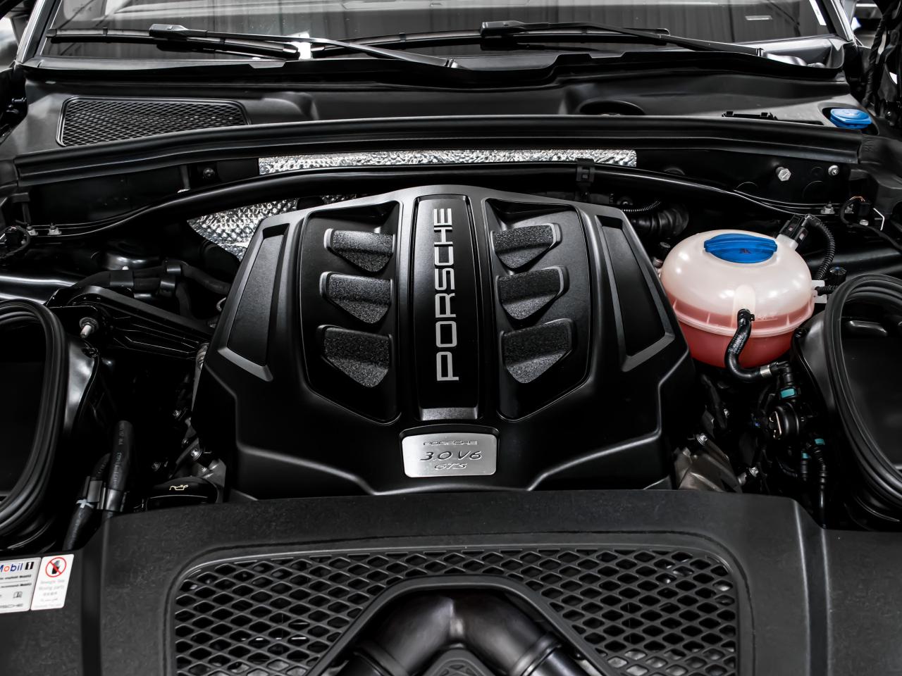 2018 Porsche Macan GTS AWD BLIND SPOTS NAVIGATION REAR VIEW CAMERA Photo