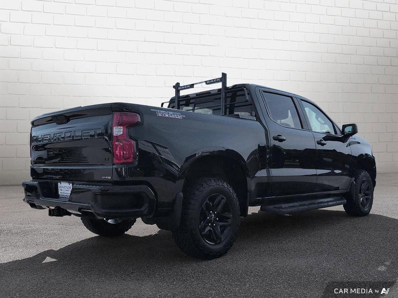 2020 Chevrolet Silverado 1500 LT Trail BossLT TRAIL BOSS   One Owner   Trailer B Photo4