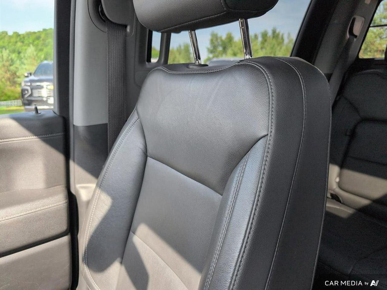 2020 Chevrolet Silverado 1500 LT Trail BossLT TRAIL BOSS   One Owner   Trailer B Photo