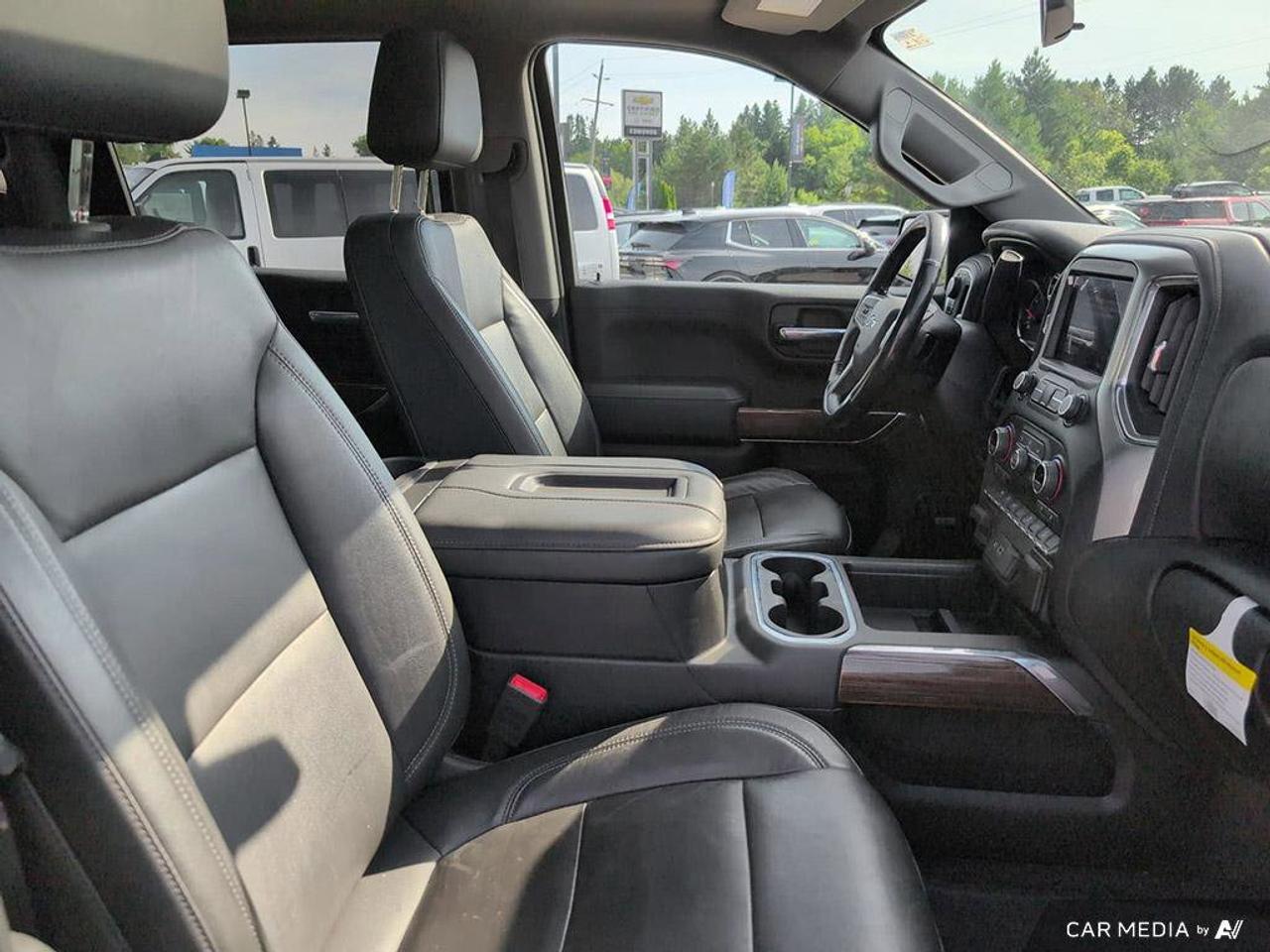 2020 Chevrolet Silverado 1500 LT Trail BossLT TRAIL BOSS   One Owner   Trailer B Photo