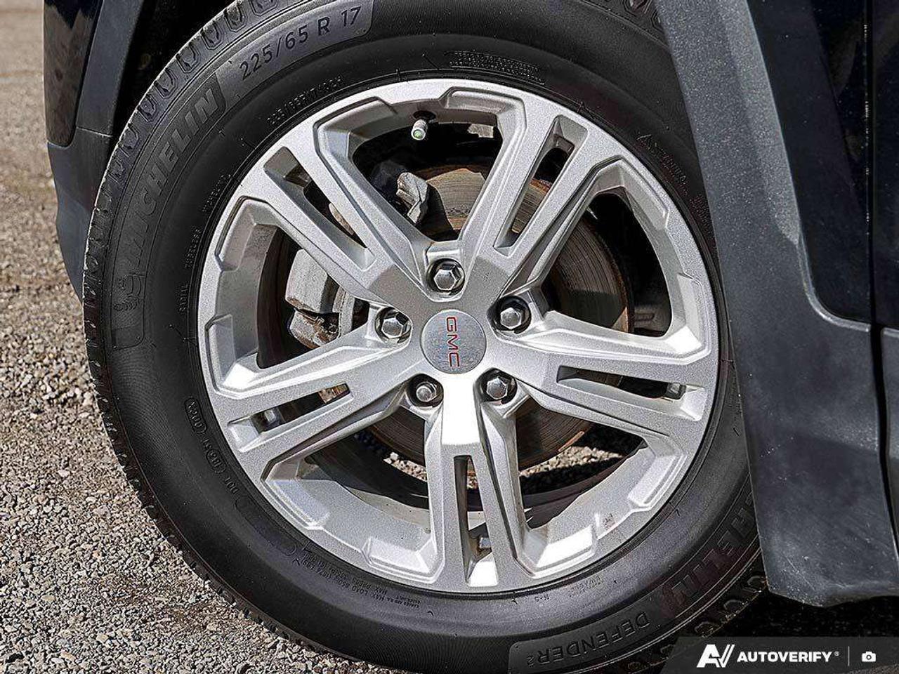 2019 GMC Terrain SLE AWD, 1.5L 4-CYL, AWD, ALLOYS, CLOTH, REMOTE START, CERTIFIED AS-TRADED! Photo
