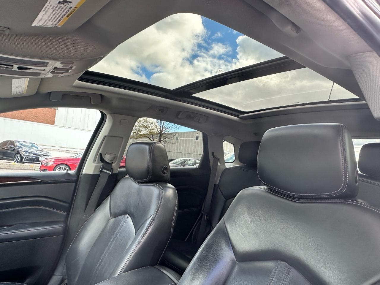 2015 Cadillac SRX Luxury ~ NO ACCIDENTS ~ SAFETY INCLUDED Photo