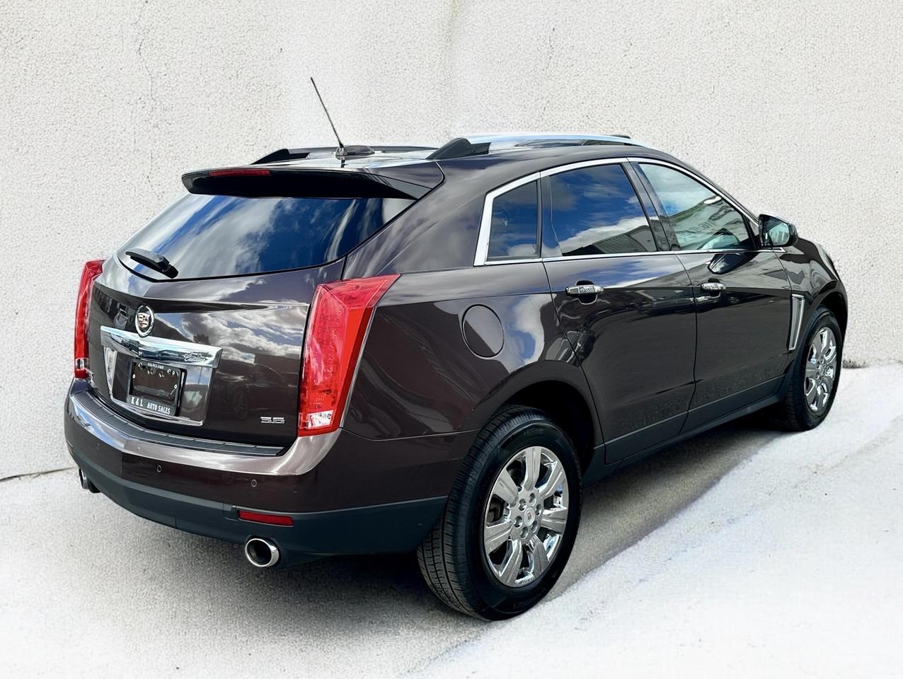 2015 Cadillac SRX Luxury ~ NO ACCIDENTS ~ SAFETY INCLUDED Photo2