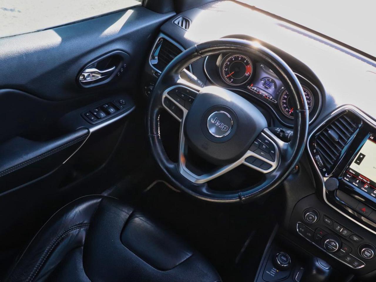 2019 Jeep Cherokee High Altitude  LEATHER, POWER TRUNK! Photo