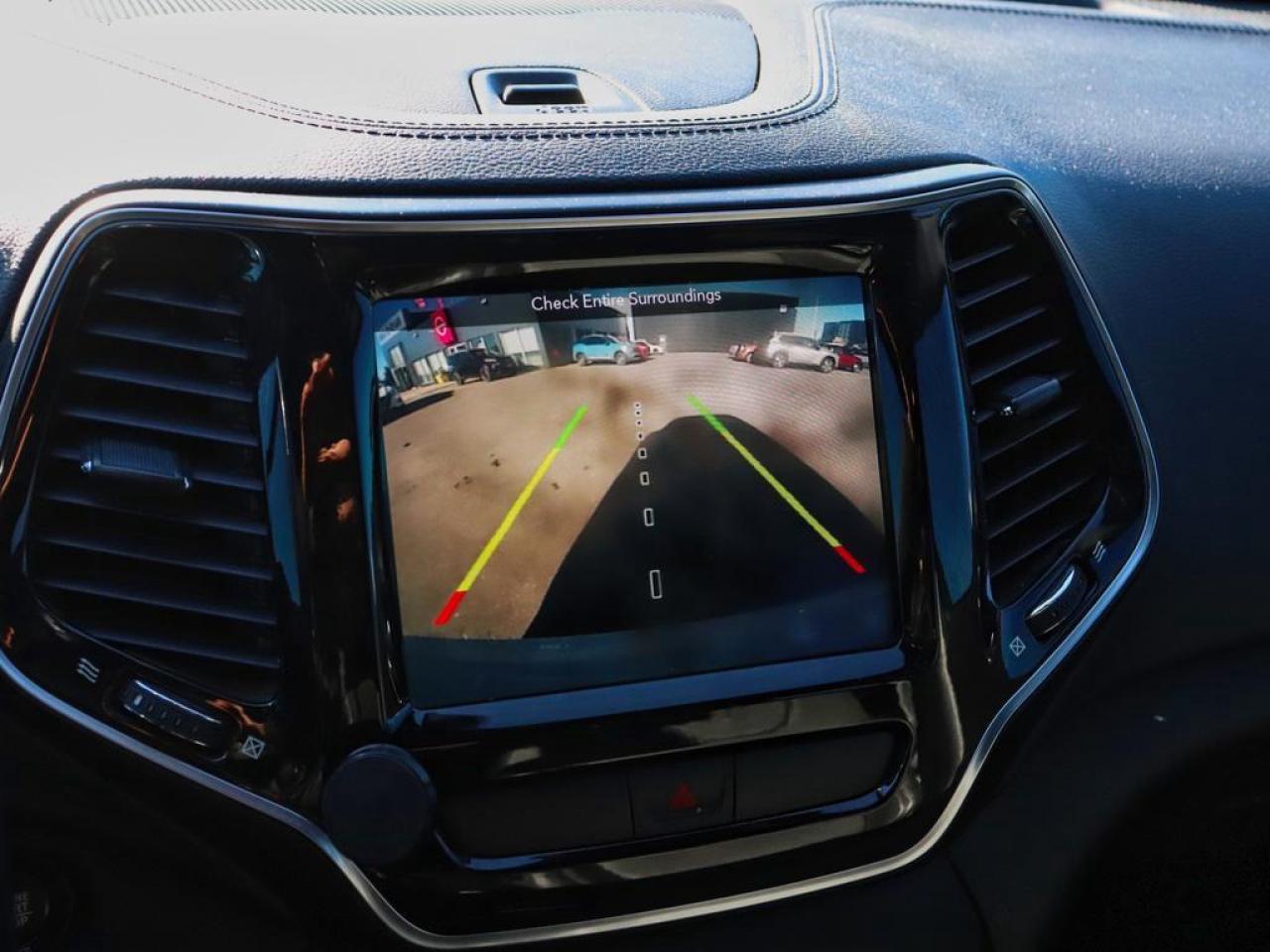 2019 Jeep Cherokee High Altitude  LEATHER, POWER TRUNK! Photo