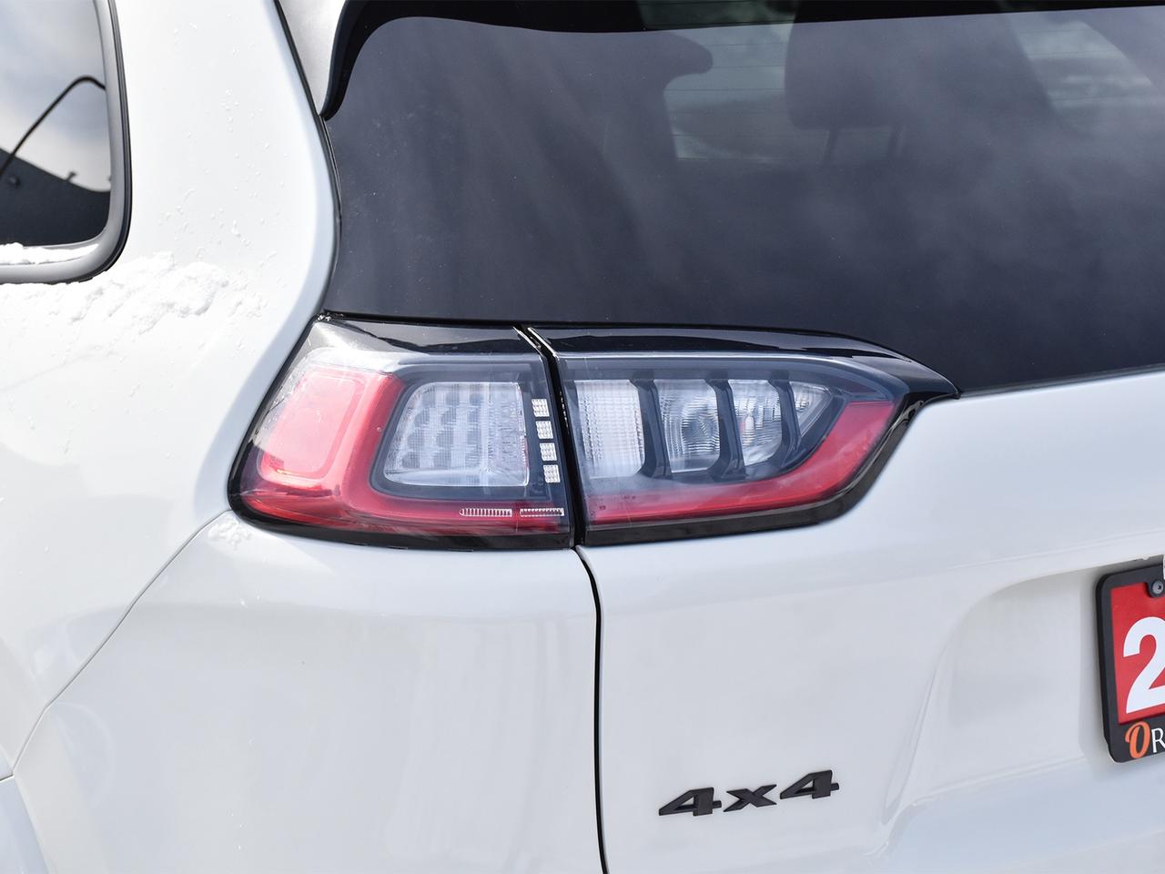 2019 Jeep Cherokee High Altitude  LEATHER, POWER TRUNK! Photo