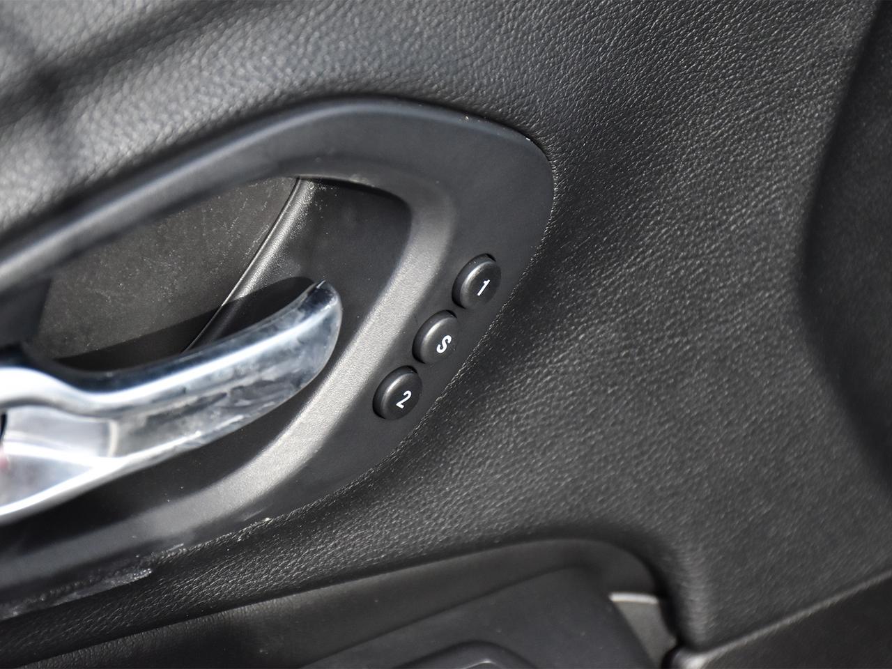 2019 Jeep Cherokee High Altitude  LEATHER, POWER TRUNK! Photo
