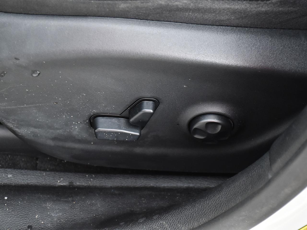 2019 Jeep Cherokee High Altitude  LEATHER, POWER TRUNK! Photo