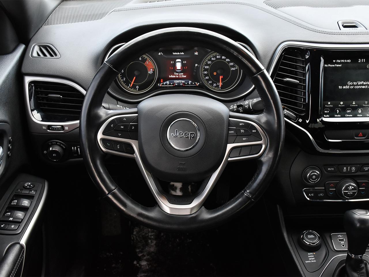 2019 Jeep Cherokee High Altitude  LEATHER, POWER TRUNK! Photo